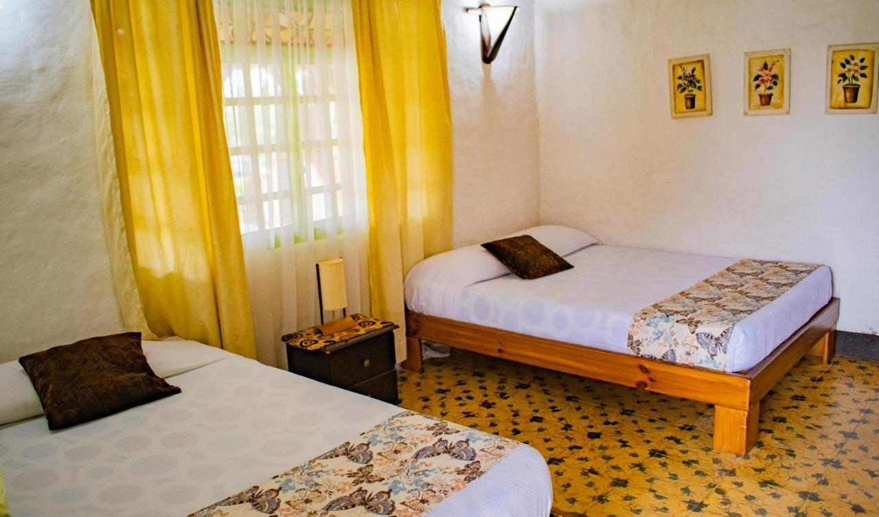 מונטנגרו Hotel La Coqueta מראה חיצוני תמונה