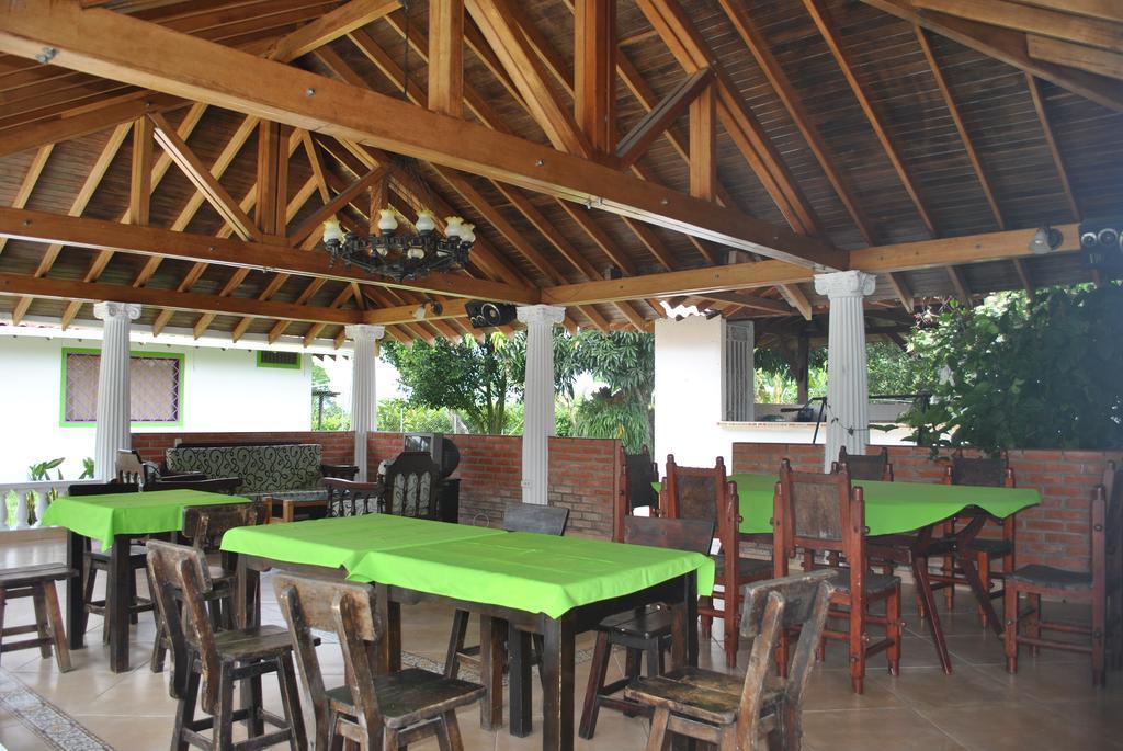 מונטנגרו Hotel La Coqueta מראה חיצוני תמונה