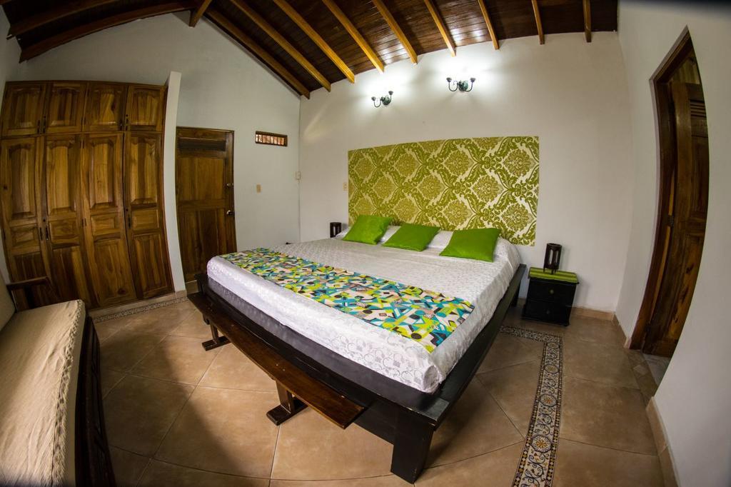 מונטנגרו Hotel La Coqueta מראה חיצוני תמונה