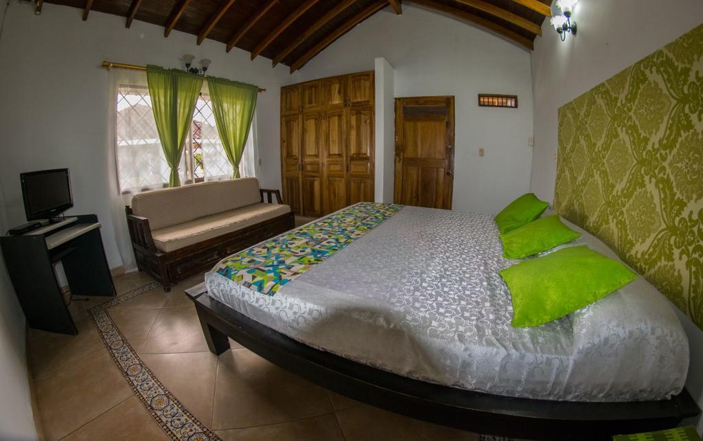 מונטנגרו Hotel La Coqueta מראה חיצוני תמונה